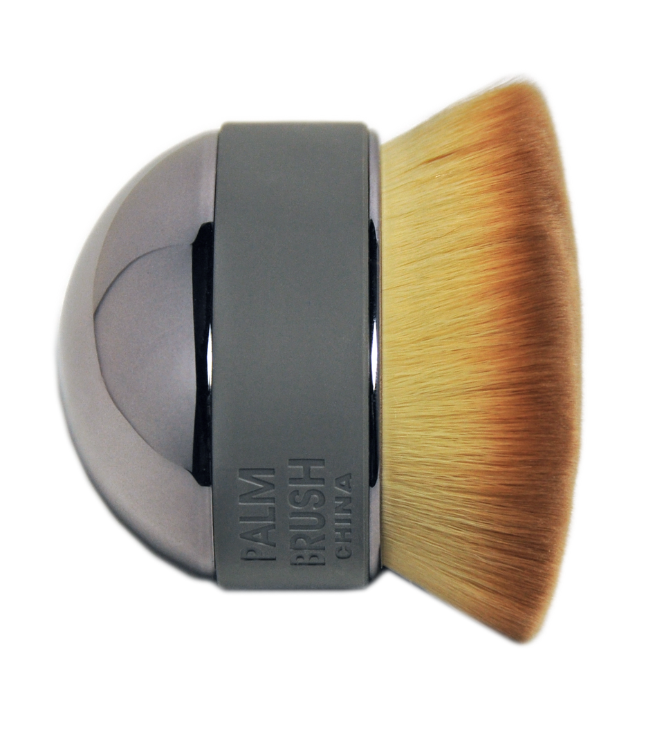 Elite Smoke Palm Brush