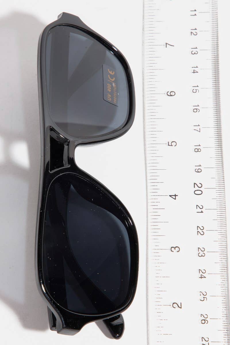 Modern Plastic Aviator Frame Sunglasses Set: ASSORTED